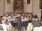 Zur Eröffnung erklingt, gemeinsam vorgetragen von den Chören<br>aus Oberwiesenthal, Maulbronn und Valdahon<br>"Wir singen unsere Lieder"